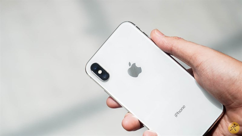 iPhone X có còn đáng mua?