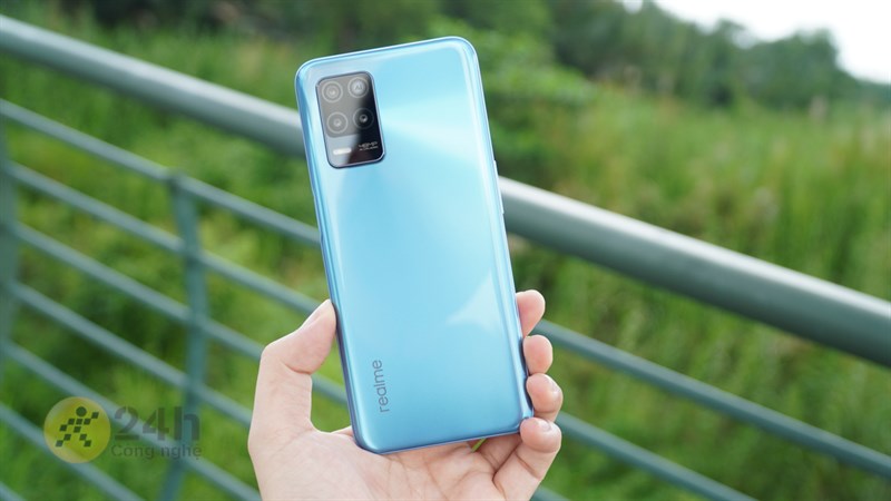 realme 8 5G realme 8 5G