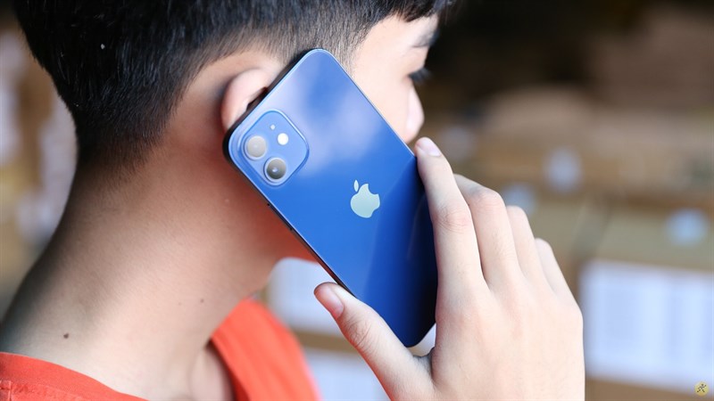 iPhone 12 64GB iPhone 12 64GB