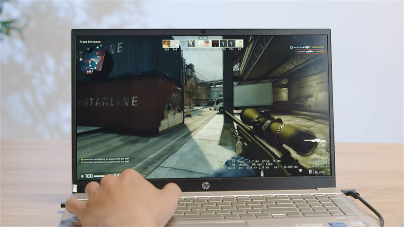 Chúng ta cũng có thể chơi được CS:GO trên HP Pavilion 15.