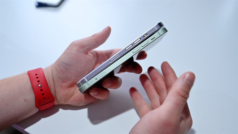 So sánh thiết kế dòng iPhone 13 vs iPhone 12, bạn thích kiểu nào hơn? So sánh thiết kế dòng iPhone 13 vs iPhone 12, bạn thích kiểu nào hơn?