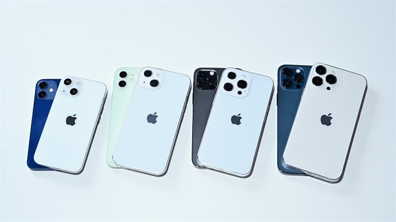 So sánh thiết kế dòng iPhone 13 vs iPhone 12, bạn thích kiểu nào hơn? So sánh thiết kế dòng iPhone 13 vs iPhone 12, bạn thích kiểu nào hơn?