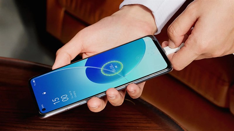 OPPO Reno6 Z 5G được trang bị màn hình kích thước 6.4 inch OPPO Reno6 Z 5G được trang bị màn hình kích thước 6.4 inch