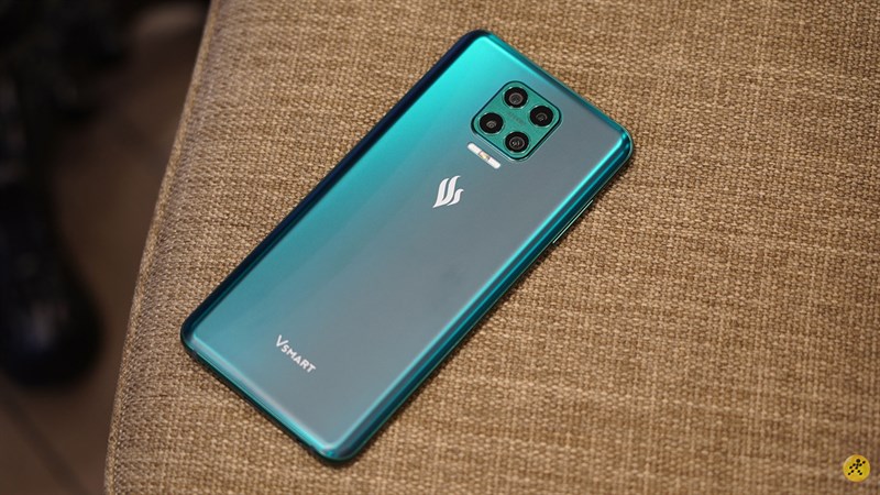 Điện thoại Vsmart Aris (8GB/128GB) Điện thoại Vsmart Aris (8GB/128GB)