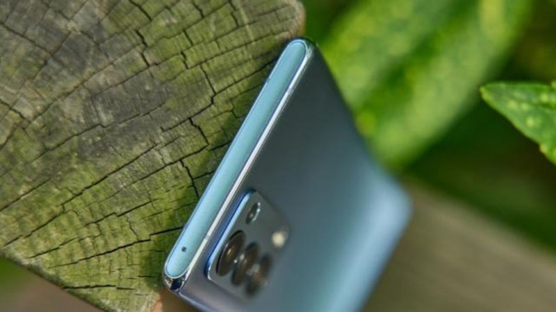 OPPO Reno6 Pro+ OPPO Reno6 Pro+