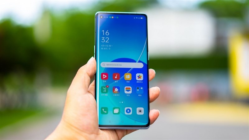 OPPO Reno6 Pro+ OPPO Reno6 Pro+