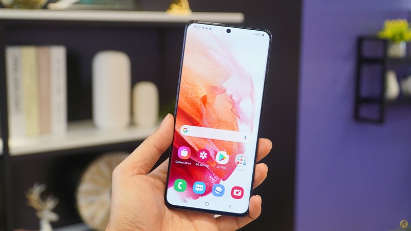 TOP 10 điện thoại Android tốt nhất 2021, toàn là những chiếc 'flagship' đáng mua với cấu hình mạnh mẽ, nhìn thôi đã mê!