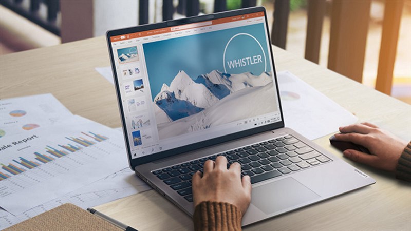 Lenovo Ideapad 5 Pro có cấu hình mạnh mẽ với 16 GB RAM cùng Intel Core i7. Nguồn: AXO