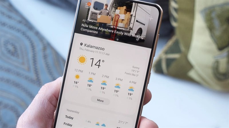 Quảng cáo xuất hiện trong ứng dụng thời tiết Samsung Weather