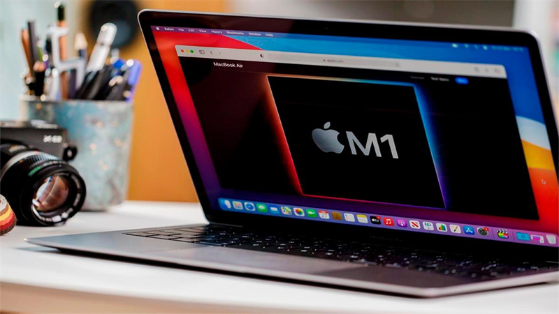 Với sự hỗ trợ của chip M1, Macbook Air đã dễ dàng đánh bại Dell XPS 13 9300 về hiệu năng Với sự hỗ trợ của chip M1, Macbook Air đã dễ dàng đánh bại Dell XPS 13 9300 về hiệu năng