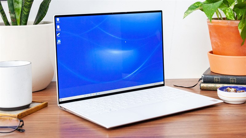 Thiết kế của Dell XPS 13 9300 thật sự bắt mắt và có thể nói là tuyệt đẹp Thiết kế của Dell XPS 13 9300 thật sự bắt mắt và có thể nói là tuyệt đẹp