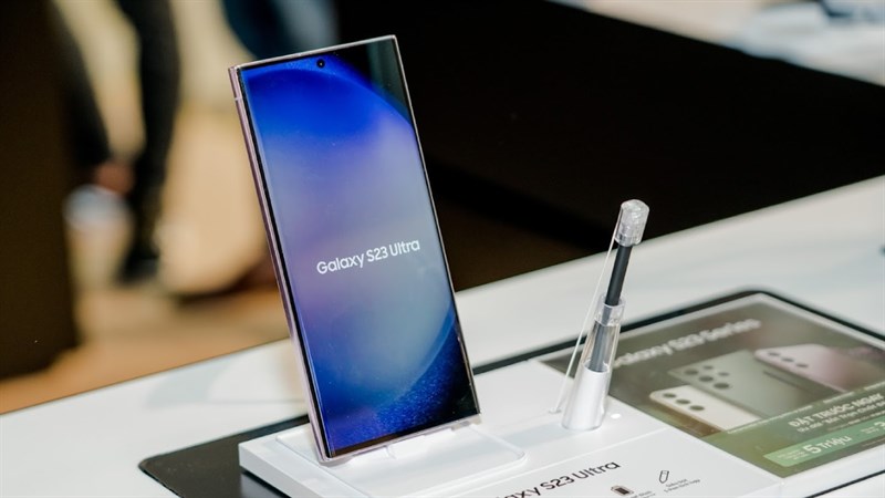 Galaxy S23 Ultra 'không phải dạng vừa' với chip Snapdragon ép xung, camera 200MP Galaxy S23 Ultra 'không phải dạng vừa' với chip Snapdragon ép xung, camera 200MP