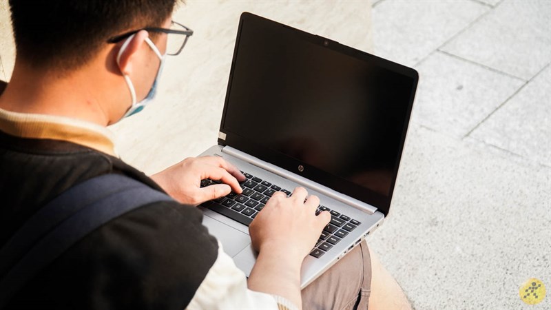 Sinh viên năm nhất có nên mua laptop không? Đây là những gợi ý cho tân sinh viên chọn mua laptop sao cho phù hợp với ngành học Sinh viên năm nhất có nên mua laptop không? Đây là những gợi ý cho tân sinh viên chọn mua laptop sao cho phù hợp với ngành học