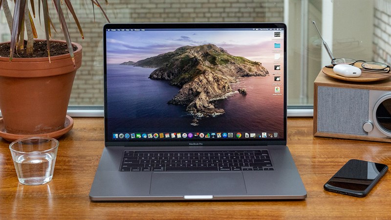 Mua Macbook cũ tại Thế Giới Di Động