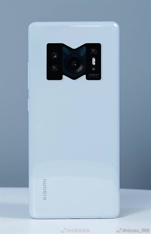 Xiaomi 12 lộ diện với cụm camera độc đáo, hình như có gì đó sai sai? Xiaomi 12 lộ diện với cụm camera độc đáo, hình như có gì đó sai sai?