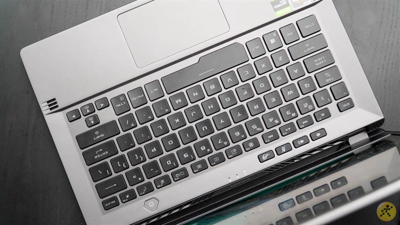 Asus Rog Zephyrus G14 GTX1650 - laptop gaming nhỏ gọn, không sợ kẻ địch mạnh, chỉ sợ không có Zephyrus G14 để chiến game Asus Rog Zephyrus G14 GTX1650 - laptop gaming nhỏ gọn, không sợ kẻ địch mạnh, chỉ sợ không có Zephyrus G14 để chiến game