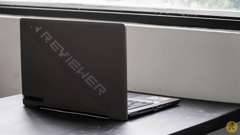 Asus Rog Zephyrus G14 GTX1650 - laptop gaming nhỏ gọn, không sợ kẻ địch mạnh, chỉ sợ không có Zephyrus G14 để chiến game Asus Rog Zephyrus G14 GTX1650 - laptop gaming nhỏ gọn, không sợ kẻ địch mạnh, chỉ sợ không có Zephyrus G14 để chiến game