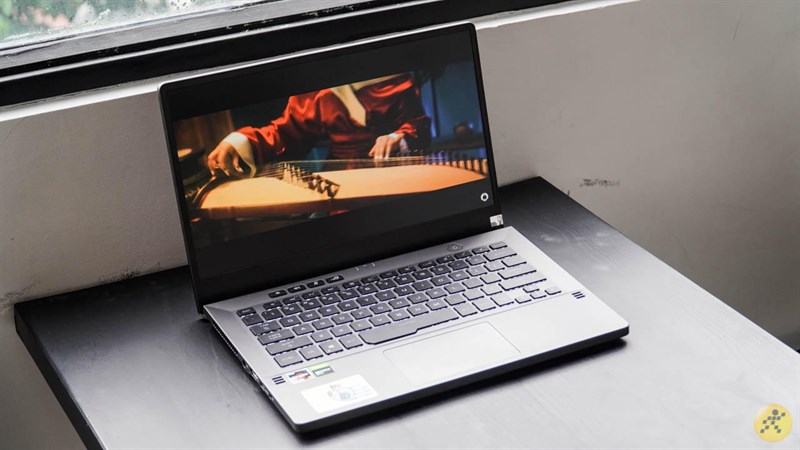 Asus Rog Zephyrus G14 GTX1650 - laptop gaming nhỏ gọn, không sợ kẻ địch mạnh, chỉ sợ không có Zephyrus G14 để chiến game Asus Rog Zephyrus G14 GTX1650 - laptop gaming nhỏ gọn, không sợ kẻ địch mạnh, chỉ sợ không có Zephyrus G14 để chiến game