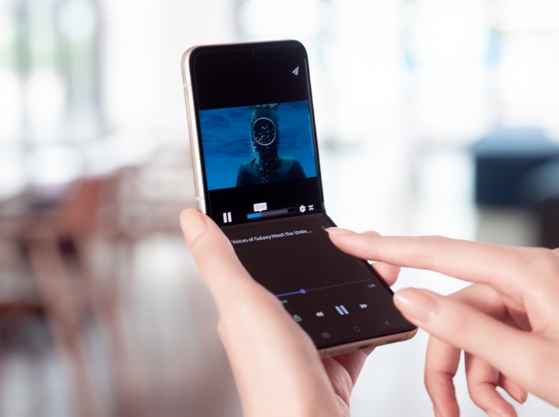 Galaxy Z Fold3 và Z Flip3 Galaxy Z Fold3 và Z Flip3