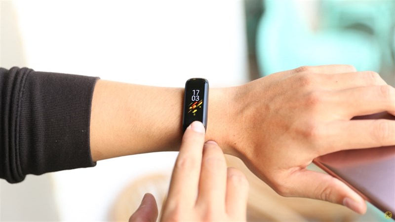 Samsung Galaxy Fit2 (đen) Samsung Galaxy Fit2 (đen)