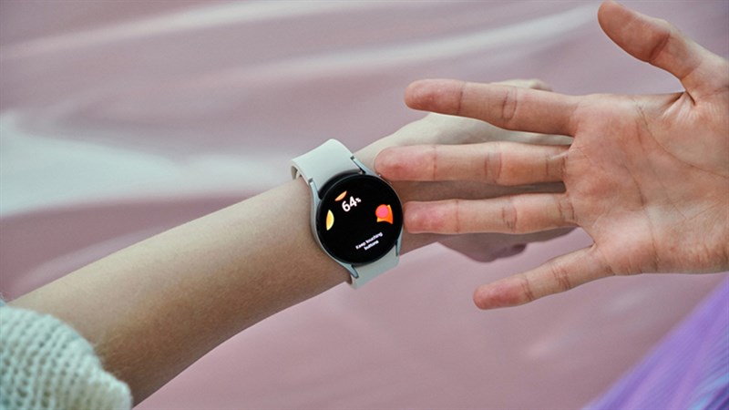 Cùng Kaity Nguyễn hiểu rõ chính mình, sống đỉnh toàn điện với Galaxy Watch 4 - vừa theo dõi tốt sức khỏe, vừa là phụ kiện thời trang