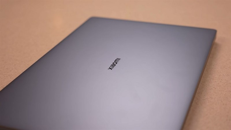 Xiaomi Mi Notebook Ultra (2021) Xiaomi Mi Notebook Ultra (2021)
