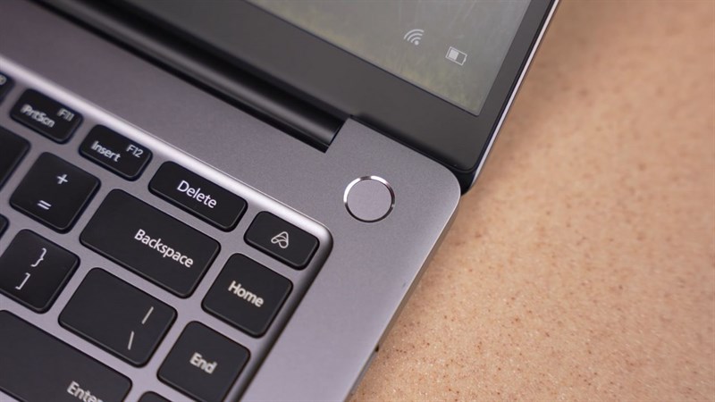 Xiaomi Mi Notebook Ultra (2021) Xiaomi Mi Notebook Ultra (2021)