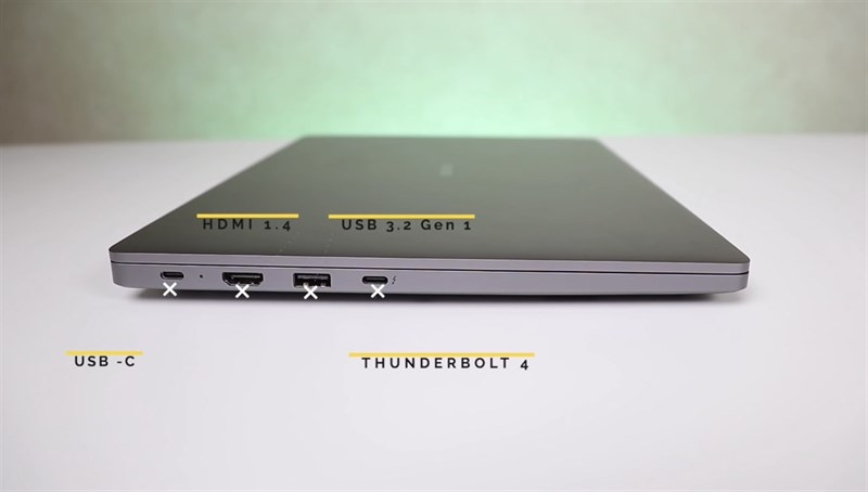Cạnh trái của Xiaomi Mi Notebook Pro 2021. Nguồn: Tech Singh. Cạnh trái của Xiaomi Mi Notebook Pro 2021. Nguồn: Tech Singh.