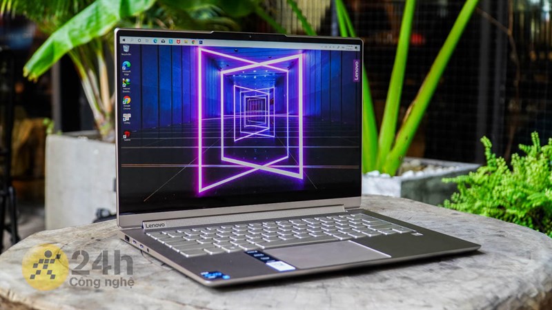 Tuyển tập những laptop có màn hình cảm ứng đến từ các thương hiệu uy tín hàng đầu, toàn laptop 2 trong 1 dành cho dân sáng tạo Tuyển tập những laptop có màn hình cảm ứng đến từ các thương hiệu uy tín hàng đầu, toàn laptop 2 trong 1 dành cho dân sáng tạo
