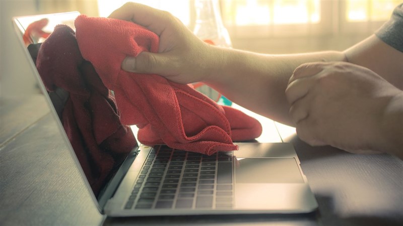 cách vệ sinh màn hình laptop cách vệ sinh màn hình laptop