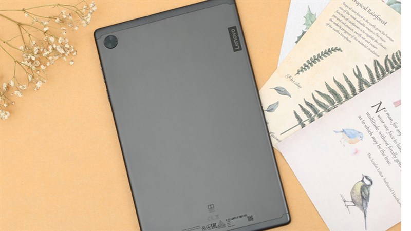  Lenovo Tab M10 FHD Plus mặt lưng được thiết kế sang trọng