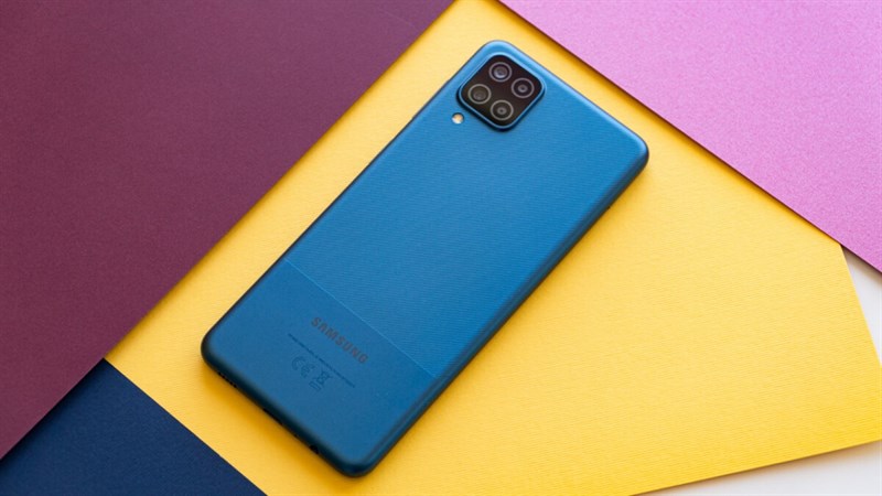 Điện thoại sở hữu camera tốt, pin trâu như Galaxy A12 giá bao nhiêu?