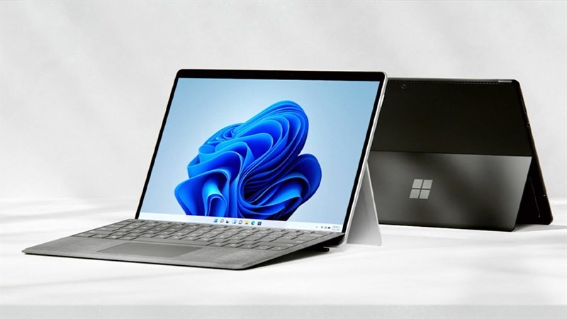 Microsoft ra mắt Surface Pro 8