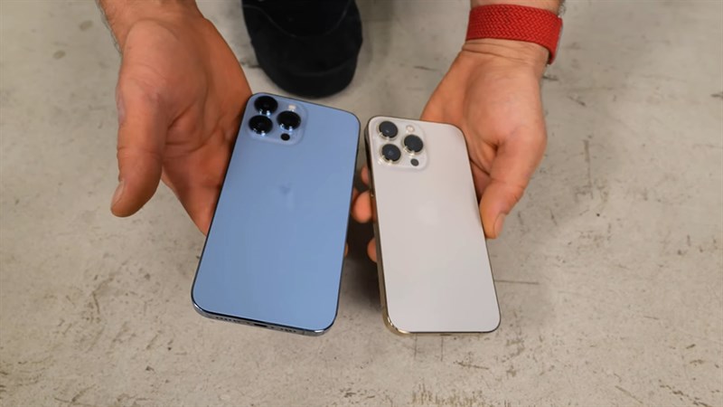 Thử độ bền iPhone 13 Pro và Pro Max: Rơi từ độ cao gần 2m vẫn an toàn