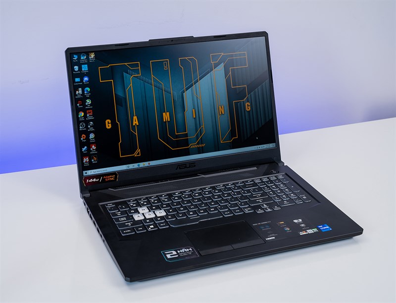 Màn hình 17 inch của ASUS TUF Gaming F17.