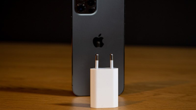 3 sai lầm khi mua sạc cho iPhone 3 sai lầm khi mua sạc cho iPhone