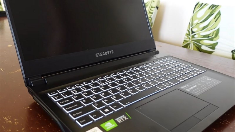 GIGABYTE G5