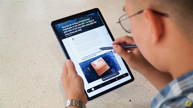 TOP 5 máy tính bảng Android có hỗ trợ bút cảm ứng đáng mua nhất 2021. Galaxy Tab S7 giảm sốc đến 3 triệu, mua ngay kẻo lỡ! TOP 5 máy tính bảng Android có hỗ trợ bút cảm ứng đáng mua nhất 2021. Galaxy Tab S7 giảm sốc đến 3 triệu, mua ngay kẻo lỡ!