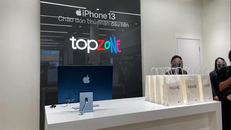 Chuỗi cửa hàng uỷ quyền cao cấp nhất TopZone và câu chuyện người dùng Việt mua hàng Apple chính hãng tại Việt Nam Chuỗi cửa hàng uỷ quyền cao cấp nhất TopZone và câu chuyện người dùng Việt mua hàng Apple chính hãng tại Việt Nam