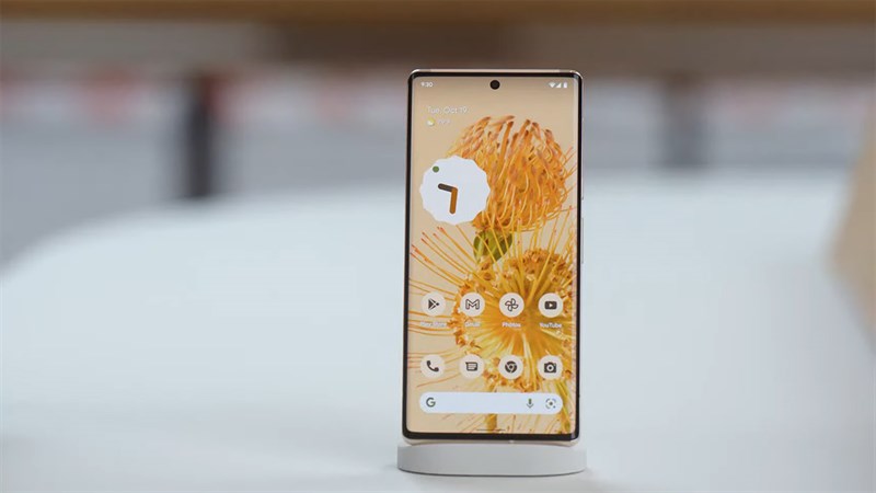 Google Pixel 6 Pro có màn hình đẹp với viền mỏng