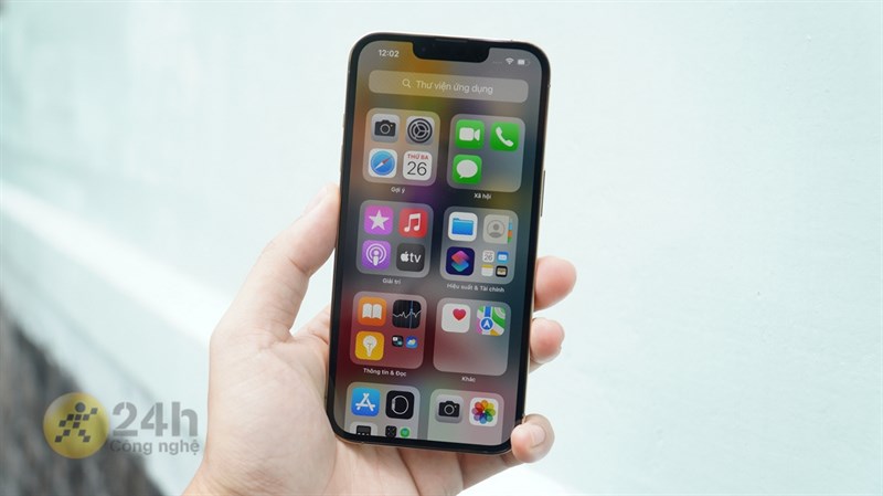 Trên tay iPhone 13 Pro 