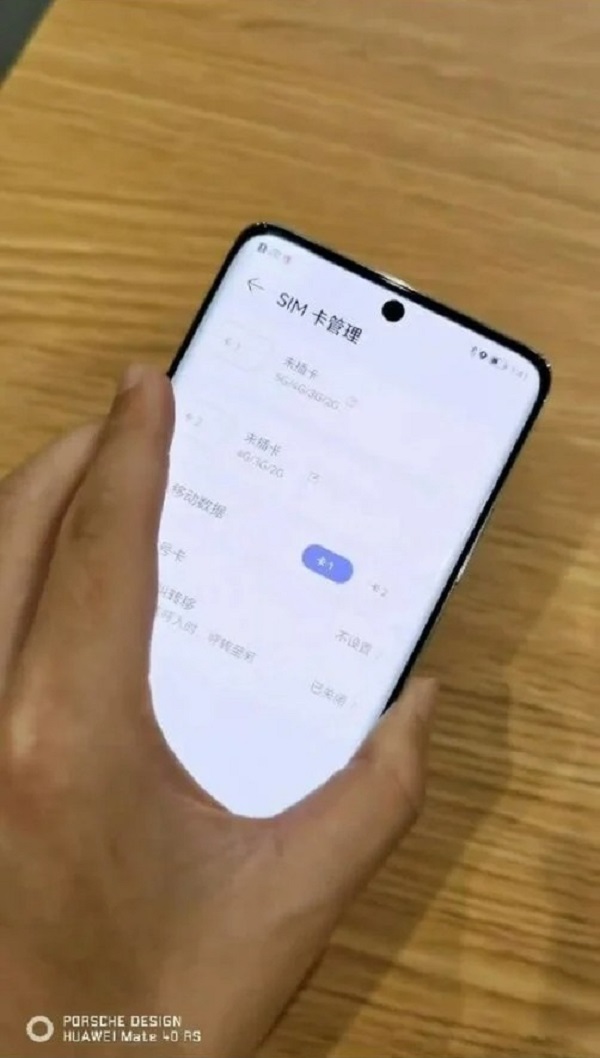Huawei P50 Pro 5G bất ngờ lộ ảnh thực tế với màn hình cong cùng cụm camera sau hết sức độc đáo