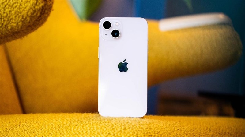 Với vô vàn khuyến mãi, bảng giá iPhone chính hãng thay đổi như nào?