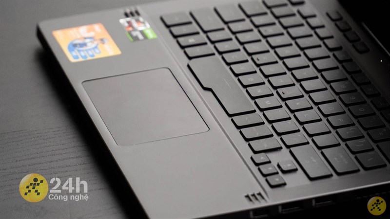 Bàn di chuột của ROG Zephyrus G14. Bàn di chuột của ROG Zephyrus G14.