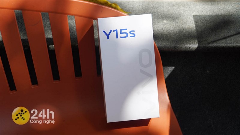 Trên tay Vivo Y15s Trên tay Vivo Y15s