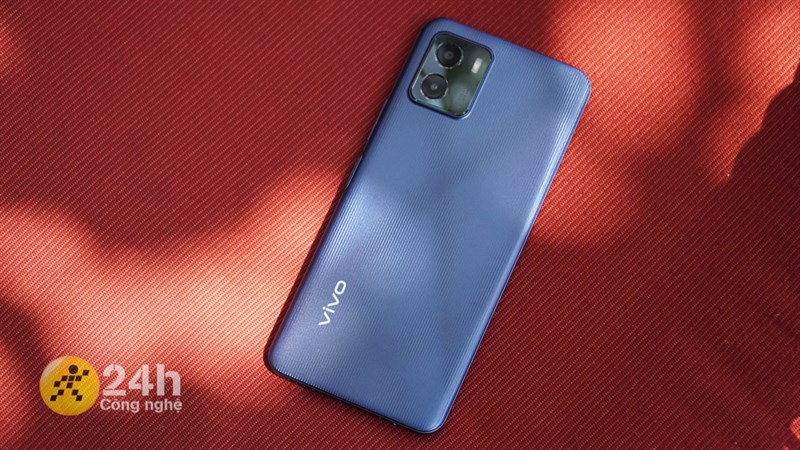 Vivo Y15s cấu hình tốt với viên pin 5.000 mAh.