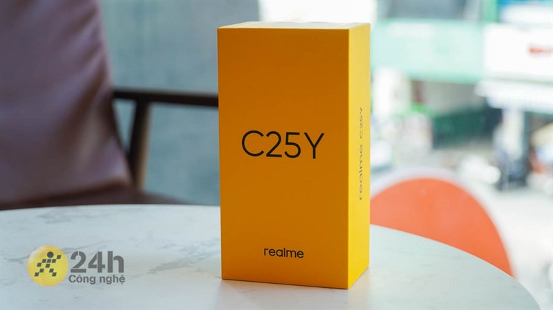 Mở hộp Realme C25Y