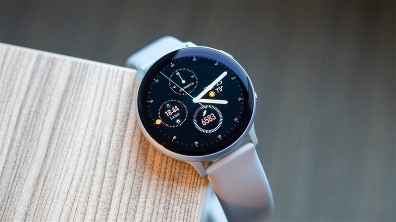 Chỉ từ 1.7 triệu đã có thể sở hữu Galaxy Watch Active 2 cũ giảm sốc