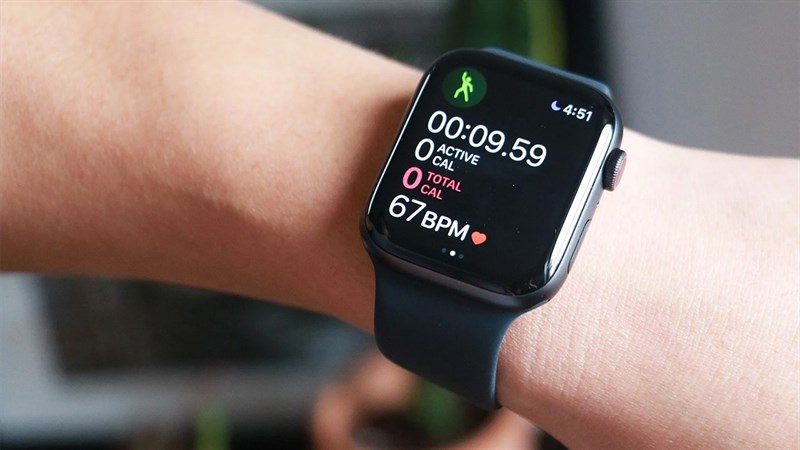 Apple Watch SE cũ đang được giảm ngon đến 25%, giá chỉ dưới 5 triệu