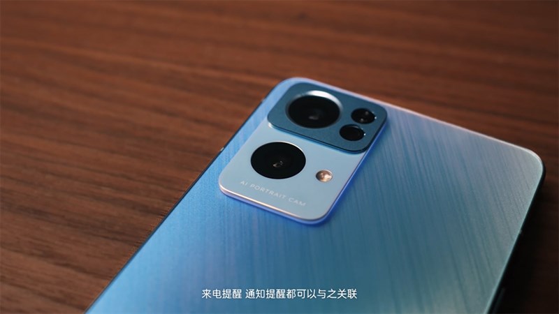 OPPO Reno7 Pro có cụm 3 camera với thiết kế mới lạ so với thế hệ trước OPPO Reno7 Pro có cụm 3 camera với thiết kế mới lạ so với thế hệ trước